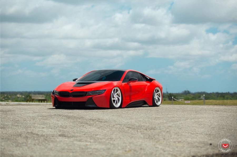  BMW i8 on Vossen Wheels (LC-108T) 2017 года  (фото 54 из 68)
